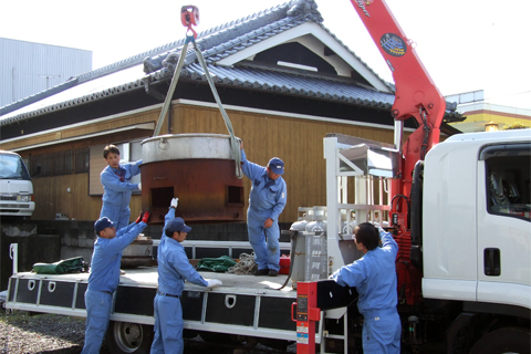 Bringing in large pots for cooking